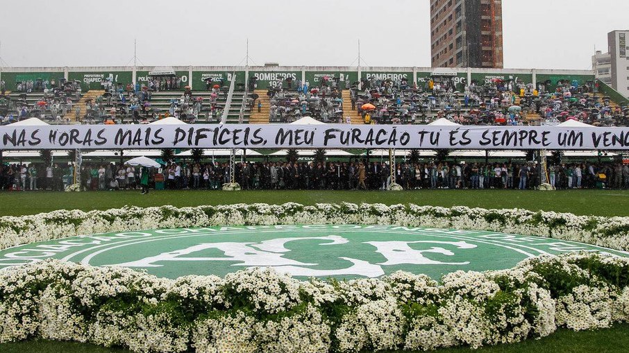 Queda do avião da Chapecoense devastou o futebol brasileiro