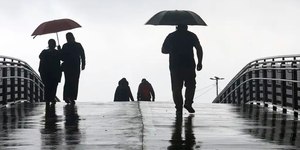 Chuva forte deve atingir quatro estados com até 200 mm