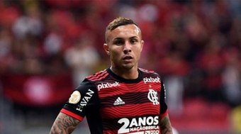 Janela de transferências fecha, e Flamengo é o grande destaque