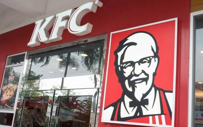O tuíte da polícia sobre a crise do KFC comoveu mais de 2,7 mil pessoas que compartilharam a publicação