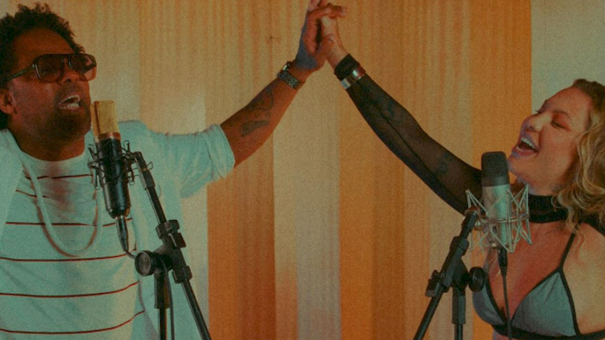Gica emociona com 'Superação', novo single ao lado de Xande de Pilares Gica emociona com 'Superação', novo single ao lado de Xande de Pilares