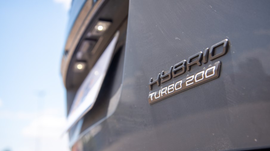 Peugeot 2008 GT Hybrid Peugeot 2008 GT Hybrid