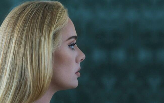 Adele anuncia seu primeiro dueto oficial com Chris Stapleton