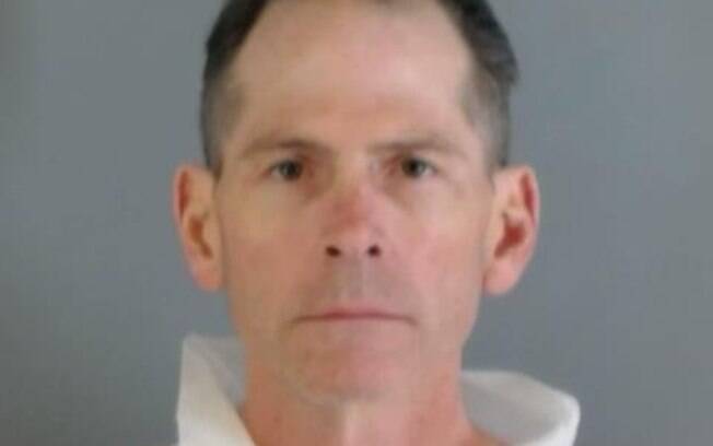 Scott Ostrem, de 47 anos, foi preso acusado de matar três pessoas em um supermercado
