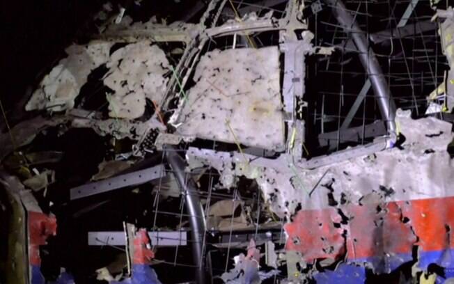 Explosão de avião deixou 298 mortos Explosão de avião deixou 298 mortos