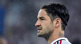 Pato posta indireta sobre saída do São Paulo