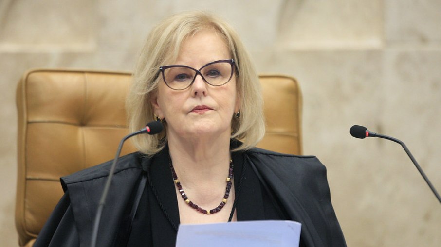Ministra Rosa Weber, presidente do STF, durante sessão plenária da Corte