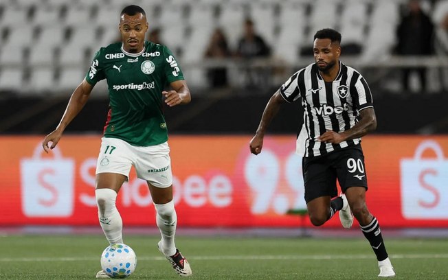 Abel Ferreira durante o empate do Palmeiras com o Botafogo Abel Ferreira durante o empate do Palmeiras com o Botafogo