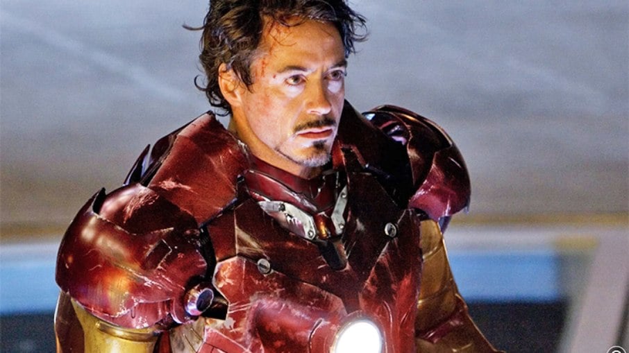 O ator Robert Downey Jr como Homem de Ferro