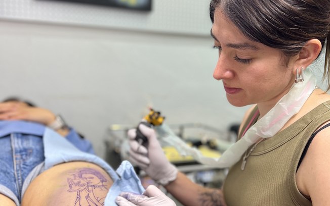 Cresce atuação feminina na indústria de tatuagem Cresce atuação feminina na indústria de tatuagem