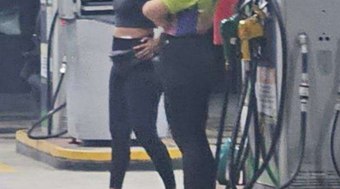 Frentistas%20dever%C3%A3o%20usar%20uniformes%20adequados