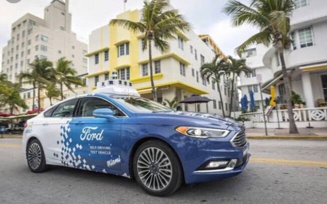 Além dos carros elétricos, a Ford e a Argo AI reuniram jornalistas para um teste nas ruas de Miami com o Fusion autônomo