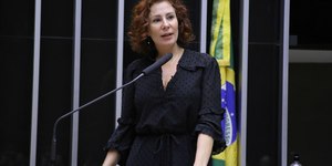 Zambelli deixa o Brasil após condenação no STF
