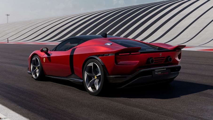 Traseira da Ferrari Testarossa