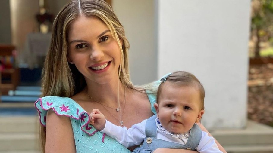 Bárbara Evans falou de planejamento para primeiro ano da filha