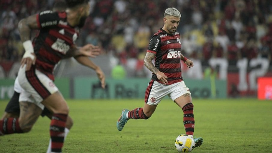 No Maracanã, Flamengo e Athletico-PR ficaram no empate em 0 a 0