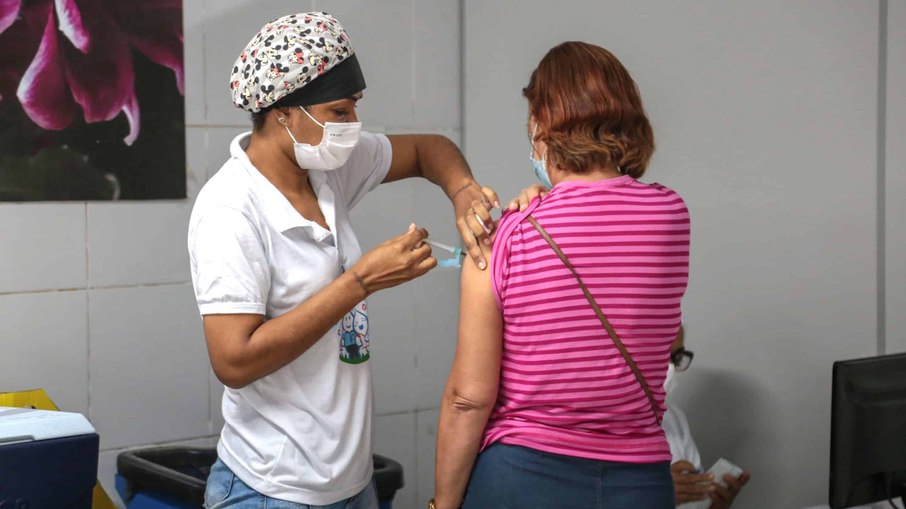 Vacinação contra a Covid-19 em Salvador, na Bahia