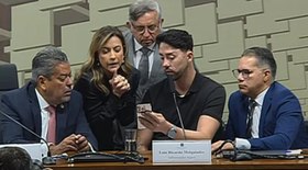 Calado vence? Não, calado consente!