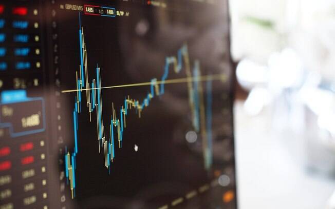 Bolsa chega perto dos 110 mil pontos e trader diz: 