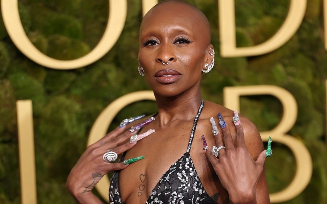 Unhas de Cynthia Erivo no Globo de Ouro foram feitas em 5 horas