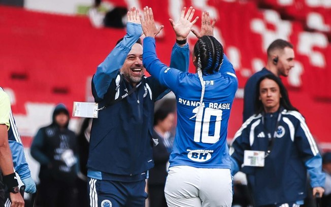 Byanca brilha em classificação do Cruzeiro Byanca brilha em classificação do Cruzeiro