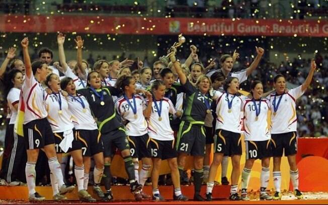 Seleção alemã de 2007 foi campeã mundial e aplicou a maior goleada do torneio