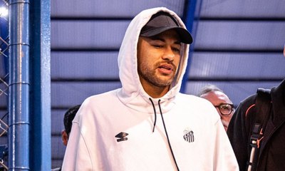 Presidente explica como pagará Neymar e fala de renovação