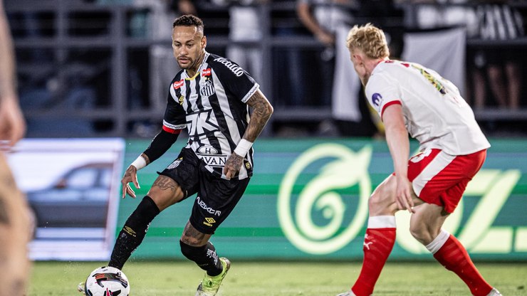 Pergunta%20sobre%20renova%C3%A7%C3%A3o%20irrita%20Neymar%2C%20que%20d%C3%A1%20prazo%20para%20decis%C3%A3o