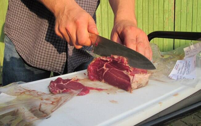 Como cortar a carne de maneira correta