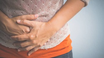 Diverticulite%3A%20quando%20a%20dor%20na%20barriga%20%C3%A9%20um%20alerta%20s%C3%A9rio