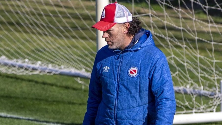 Gabriel Milito é técnico do Argentinos Juniors