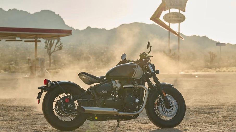 Triumph atualiza a Bonneville Bobber para 2026