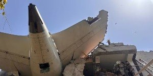 O que se sabe sobre a queda do avião da Air Índia