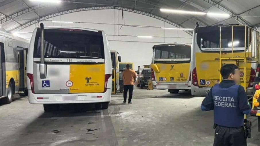 Operação em empresas de ônibus de SP suspeitas de lavar dinheiro para o PCC