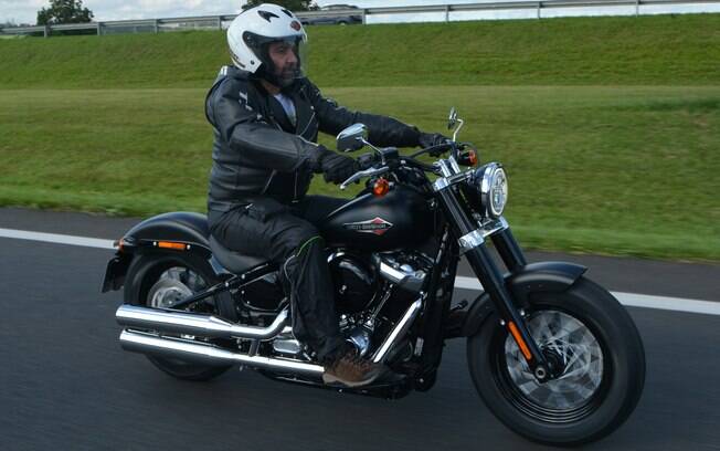 A Harley-Davidson Slim deverá conquistar a imagem cult que a Fat Boy já teve no portifólio da marca