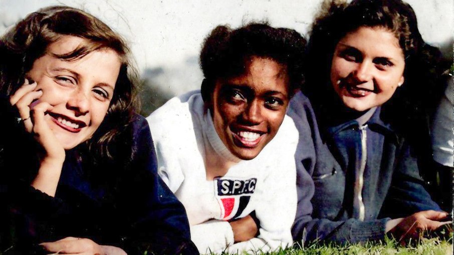 Melânia Luz dos Santos, do São Paulo, foi a primeira mulher negra a representar o Brasil em Olimpíadas