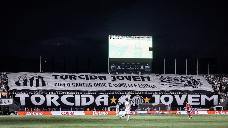 Santos: líder de organizada rebate nota e xinga Marcelo Teixeira