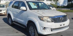 Hilux, Duster, Corsa e Gol vão a leilão a partir de R$ 2,4 mil