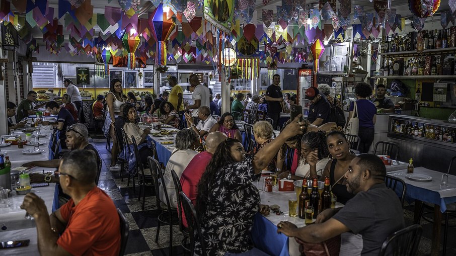 Restaurante em um dos pavilhões da Feira Restaurante em um dos pavilhões da Feira