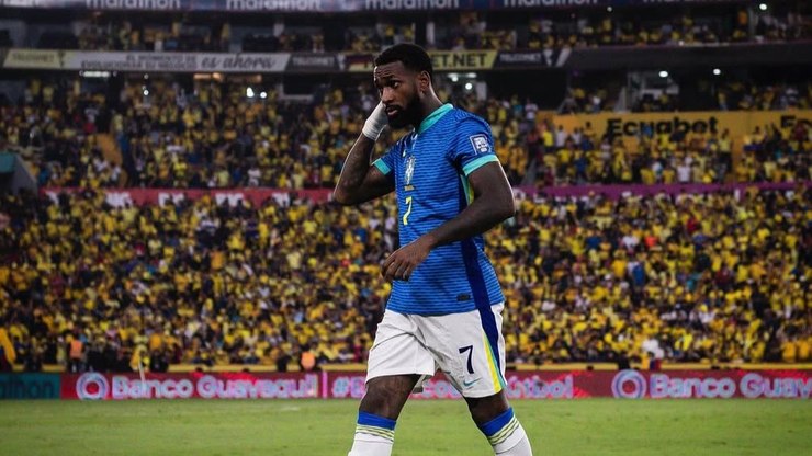 Ancelotti revela conversa com Gerson sobre ida ao Zenit