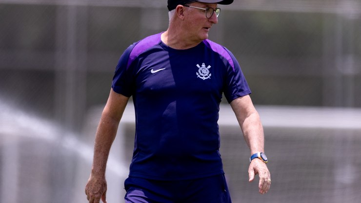 Todo cuidado é pouco: Corinthians tem 8 pendurados na final