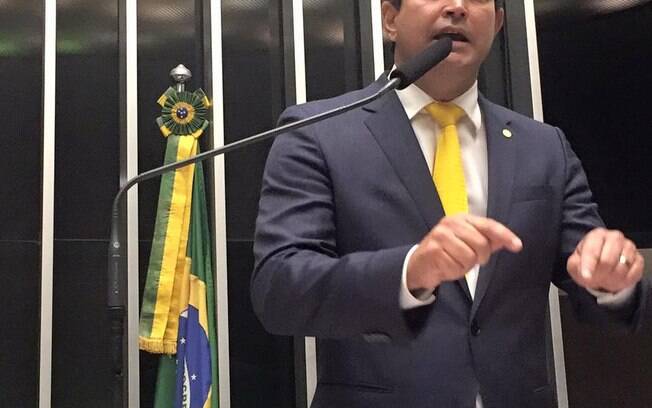 O deputado federal Mauricio Quintella (PR-AL) é o novo ministro dos Transportes, Portos e Aviação Civil. Foto: Reprodução/Facebook