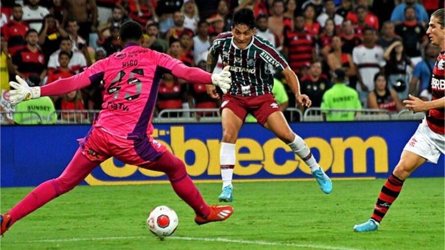 Germán Cano anotou dois gols na vitória do Fluminense por 2 a 0 contra o Flamengo