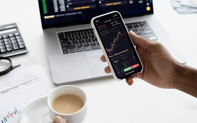 Mercado brasileiro registra aumento no número de compras de empresas em 2021