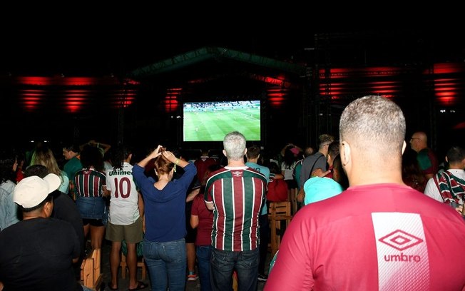 Fluminense anuncia telão na Cinelândia