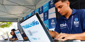 Prefeitura do Rio oferece mais de 1,5 mil vagas de emprego