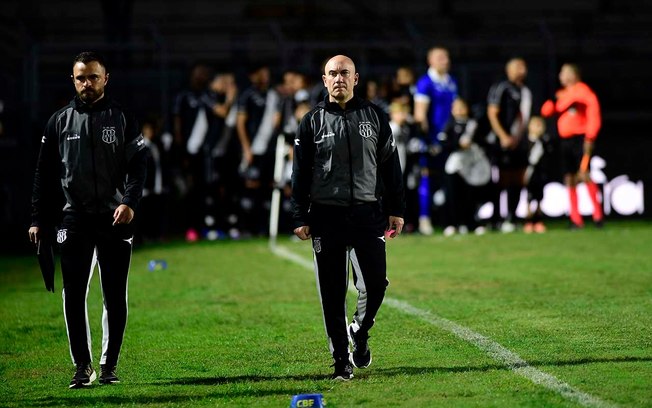 Márcio Zanardi não é mais o técnico da Ponte Preta-