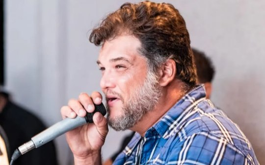 Cantor sertanejo morre aos 38 anos vítima de infarto
