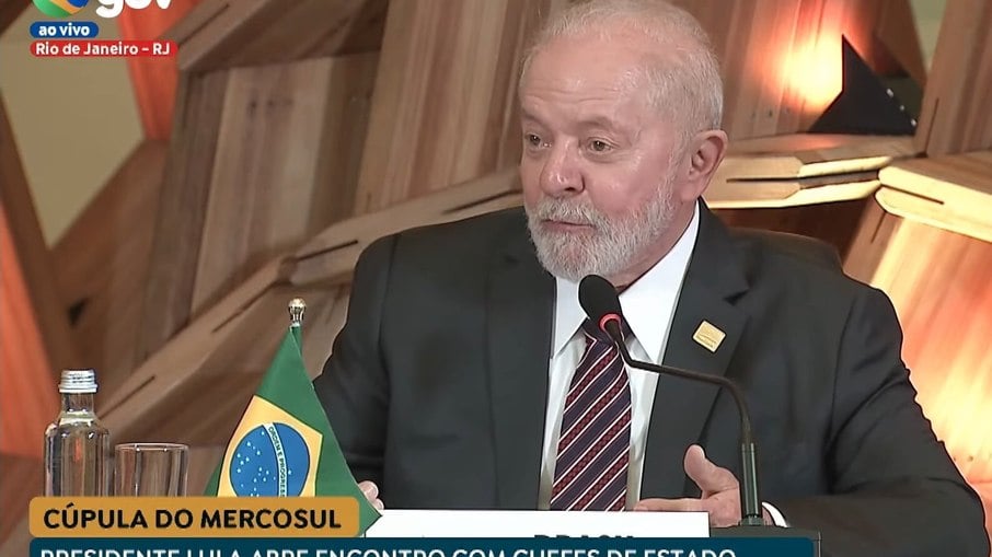Lula discursa durante abertura de Cúpula do Mercosul