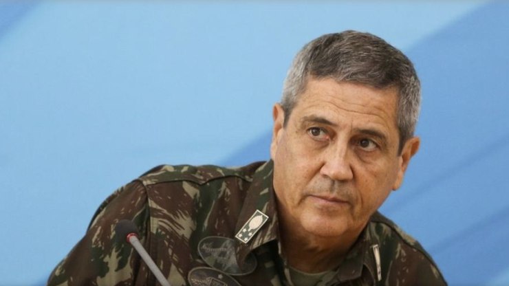 Risco de fuga: Moraes mantém prisão de Braga Netto